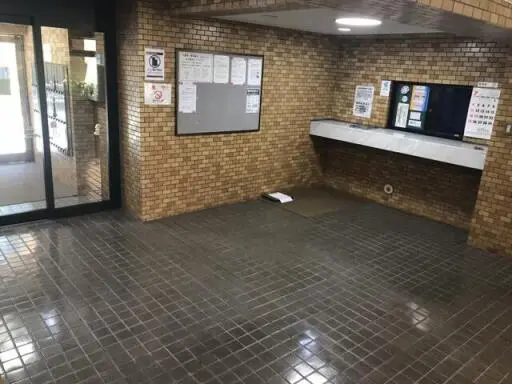 ライオンズマンションときわ台のエントランス