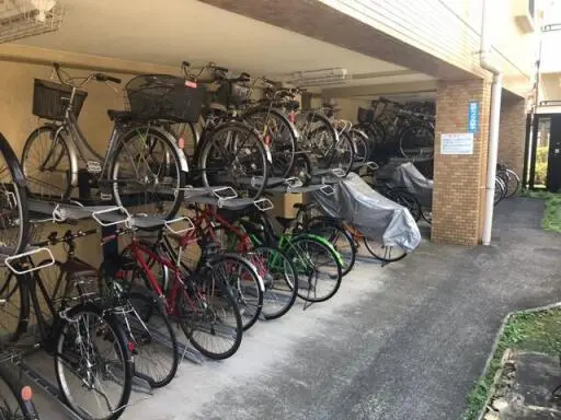 ライオンズマンションときわ台の駐輪場