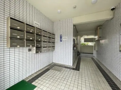 ＴＯＰ下赤塚３のエントランス