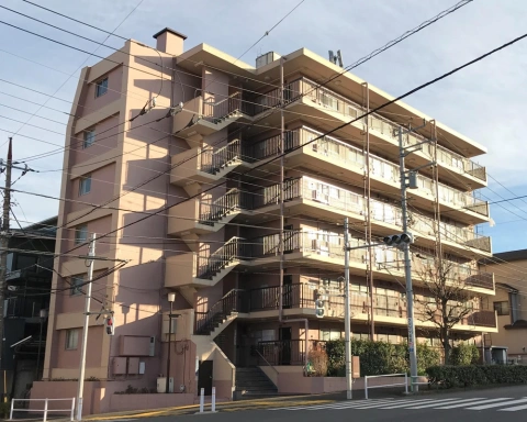 三田高島平第二コーポの外観