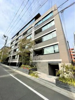 ディアナコート都立大学の外観