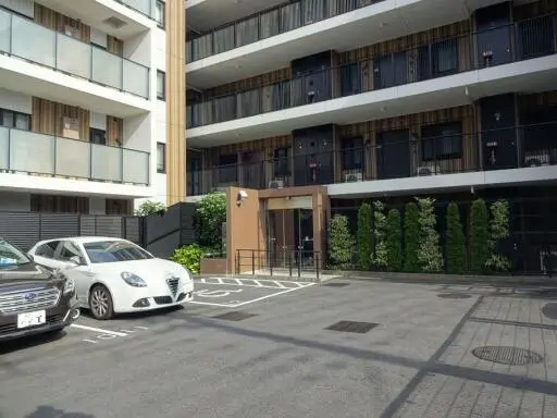 目黒本町レジデンスのエントランス