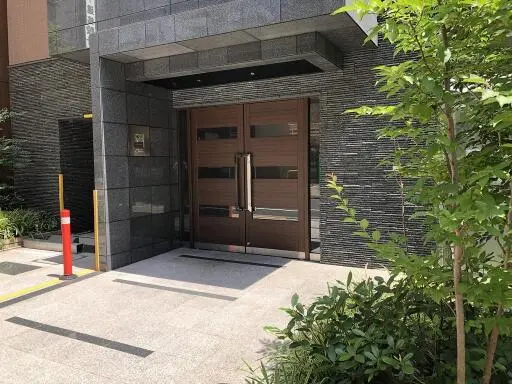 エントランス コンシェリア池袋CROSSIAのエントランス
