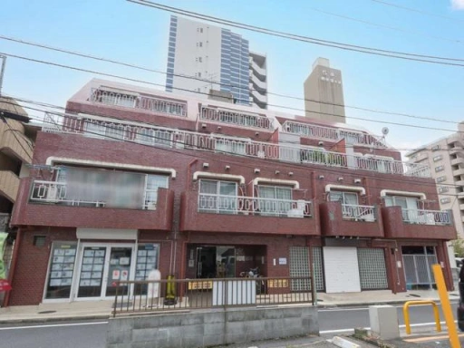 信用マンションの外観