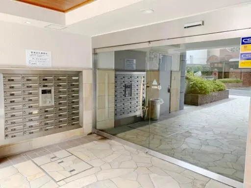 ビューネ茗荷谷のエントランス