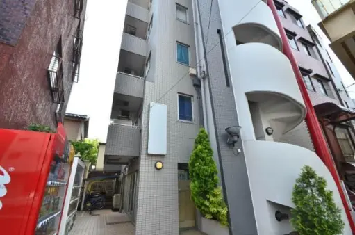 エントランス ラ・ポール十条のエントランス