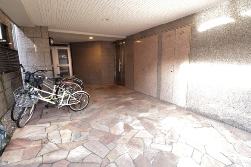 エントランス カスティーロ東十条のエントランス