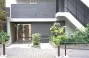 レオーネ板橋本町駅前のエントランス