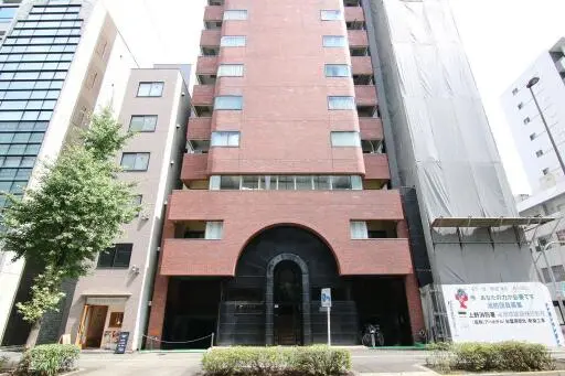 イースタンクロスアキバの外観