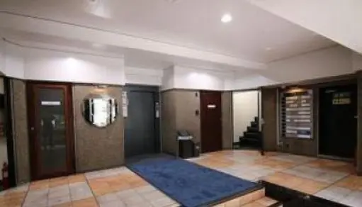 イースタンクロスアキバのエントランス