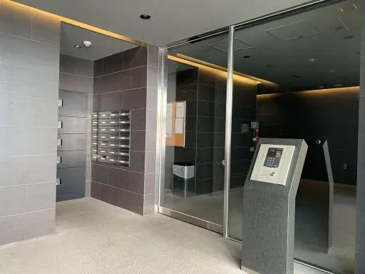 エントランス Rz PLACE RYOGOKUのエントランス