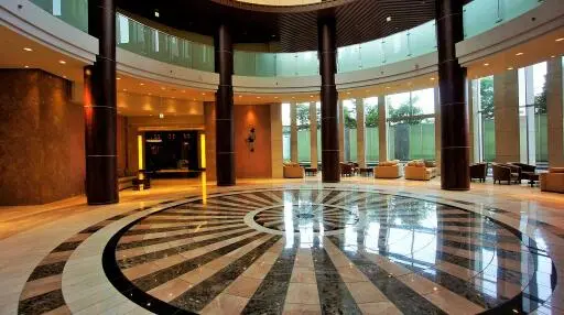 ＴＨＥ　ＴＯＷＥＲＳ　ＤＡＩＢＡ　ザ・タワーズ台場のエントランス