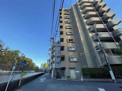 パレステュディオ早稲田ＰａｒｋＶｉｅｗの外観