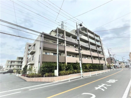 パレステージ江北Ⅲ西館の外観