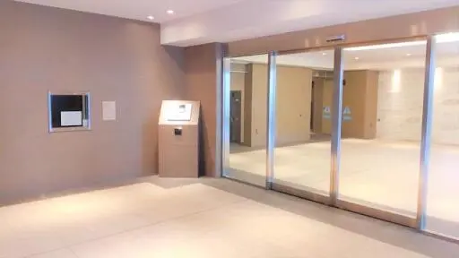 エントランス クレヴィスタ多摩川六郷のエントランス
