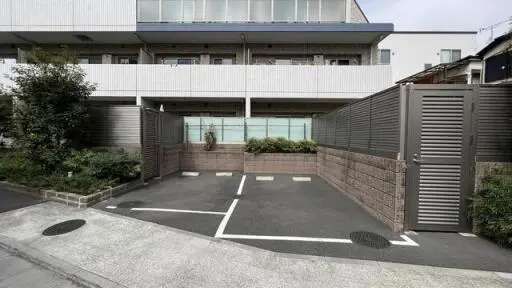 パレステージ成増のエントランス