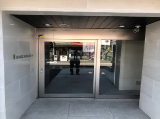 ステージファースト糀谷のエントランス