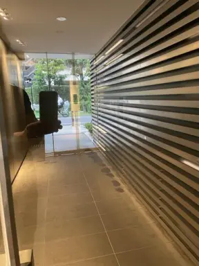 ベルシード志村坂上のエントランス